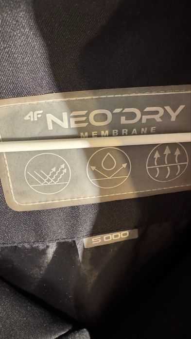 Kurtka 4F przeciwdeszczowa S