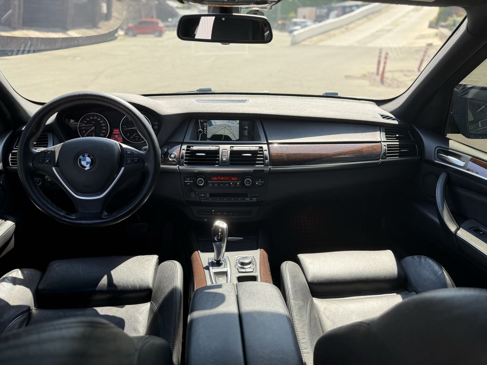 Продам BMW X-5 2012 рік