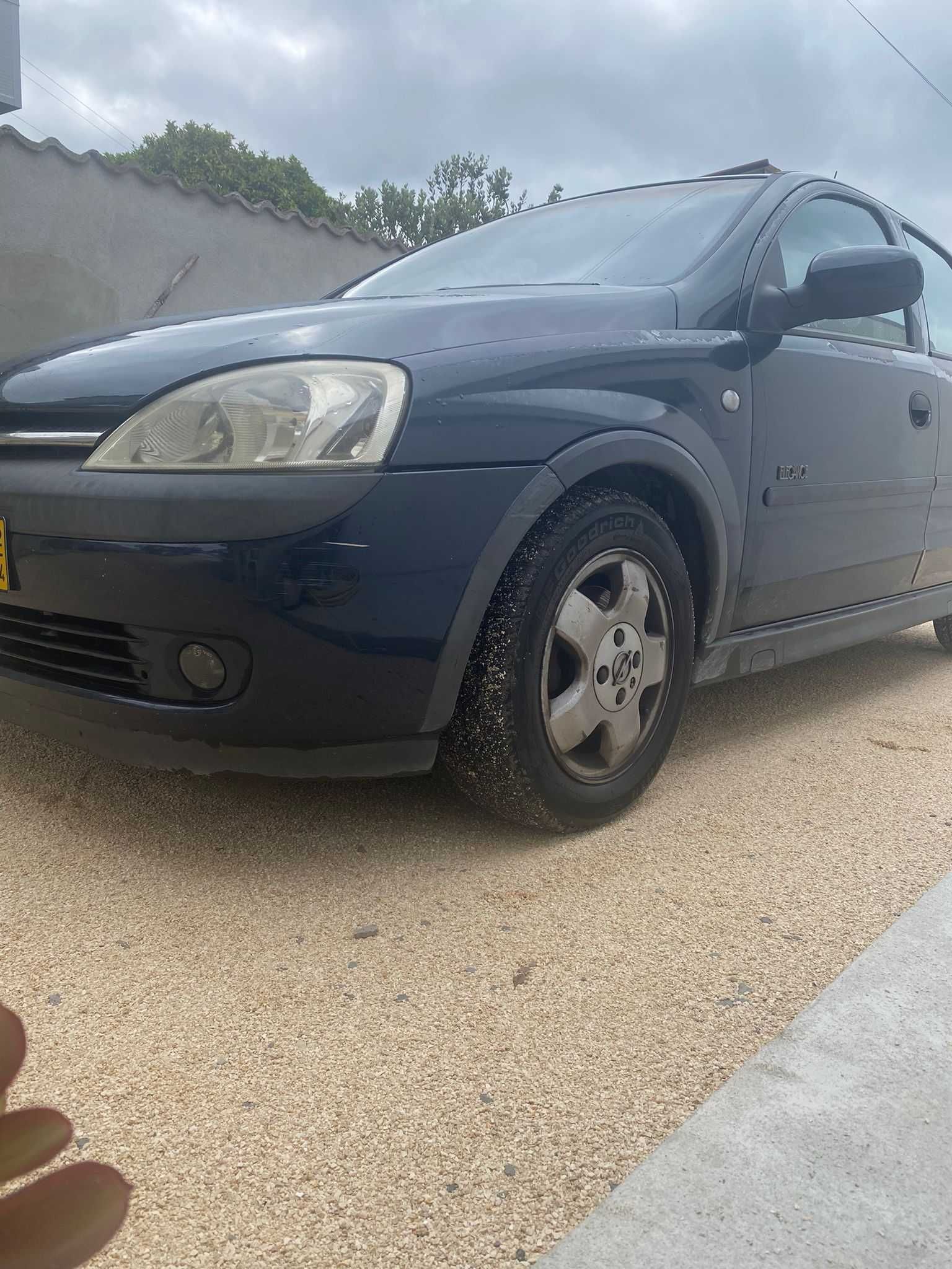 Carro Opel Corsa