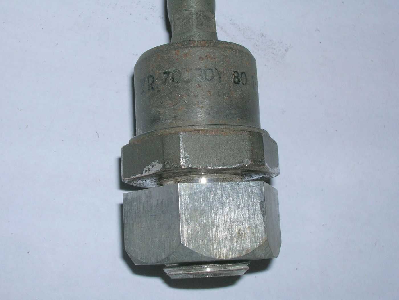Diodo rectificador 70U30 - 250A / 300V