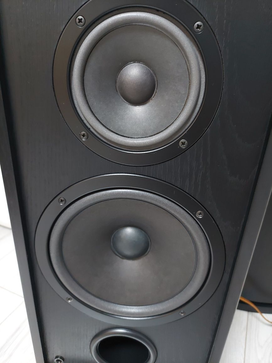 Kolumny MB Quart QL SP4