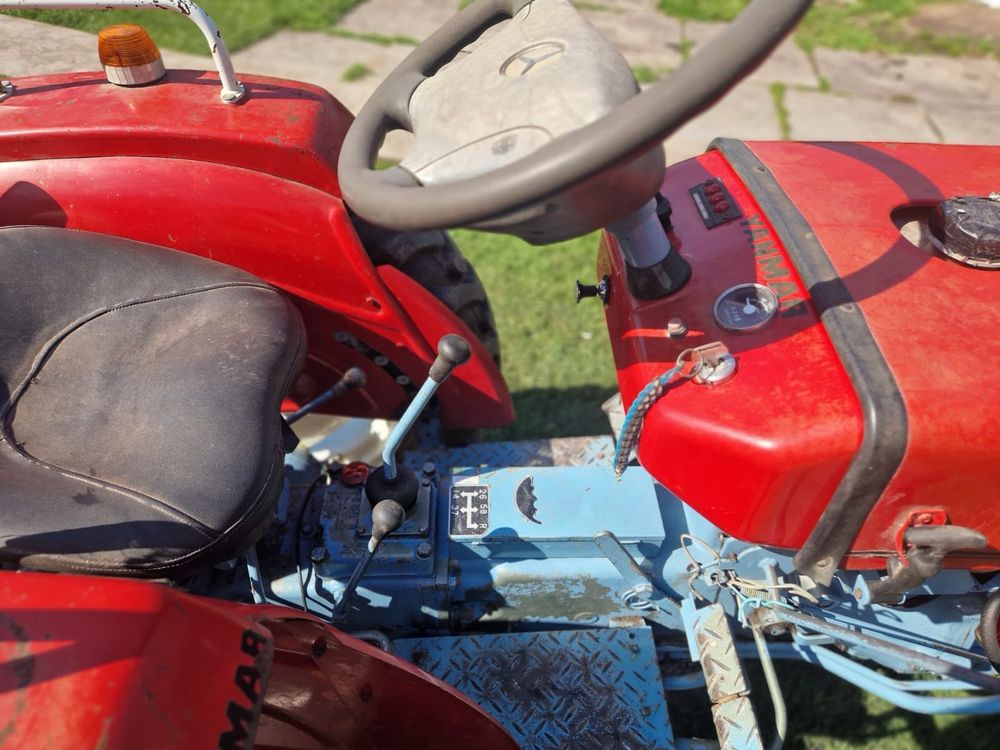 Трактор Yanmar ум 2000