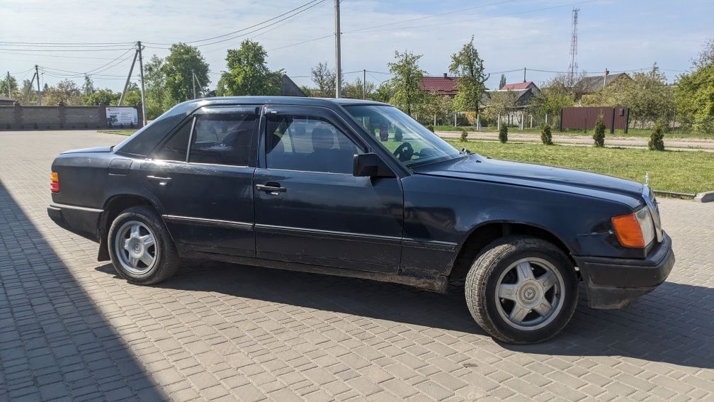 Mercedes Benz 200 газ бензин