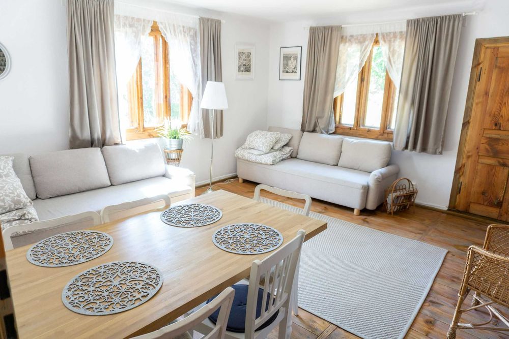 Wynajem długoterminowy domów w Hucie Lubyckiej i Siedliskach