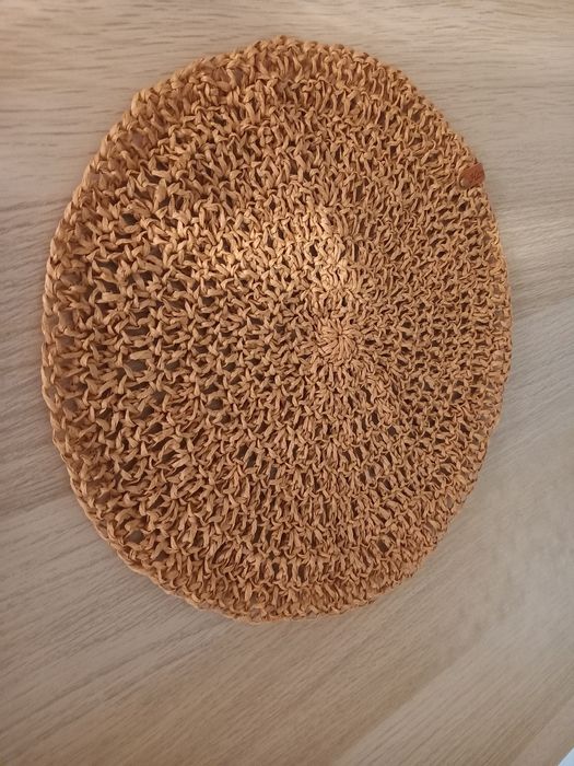 Podkładki pod talerze ręcznie robione.