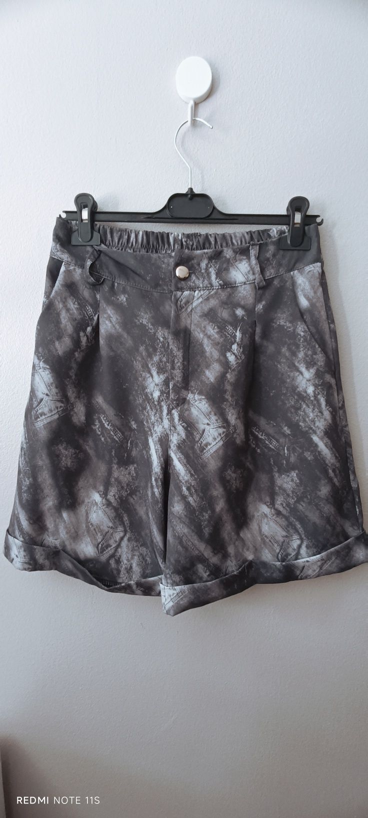 Roupa store moda