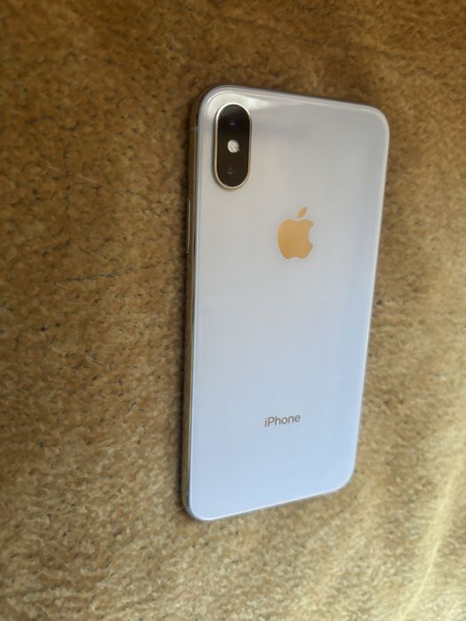 iPhone X в рабочем хорошем состоянии
