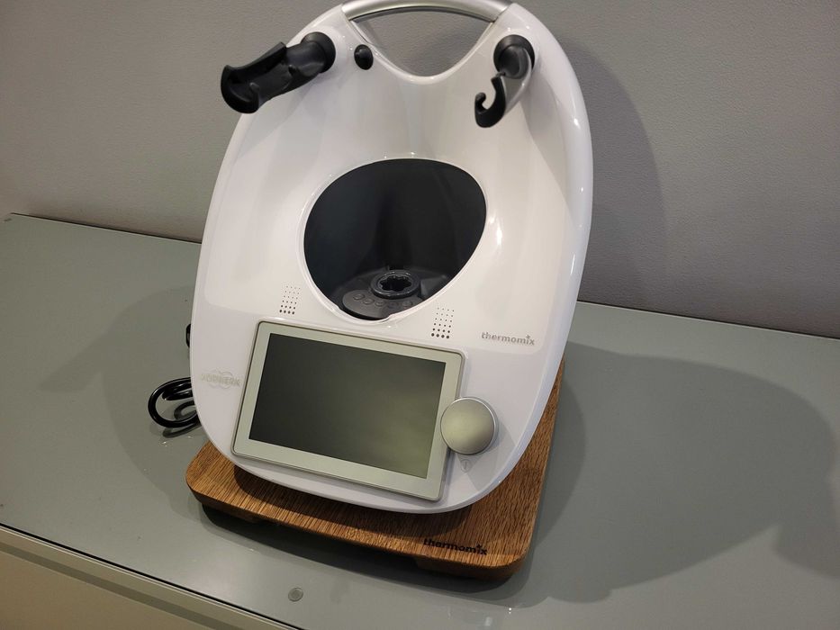 Thermomix TM6 Biały z dodatkowymi akcesoriami