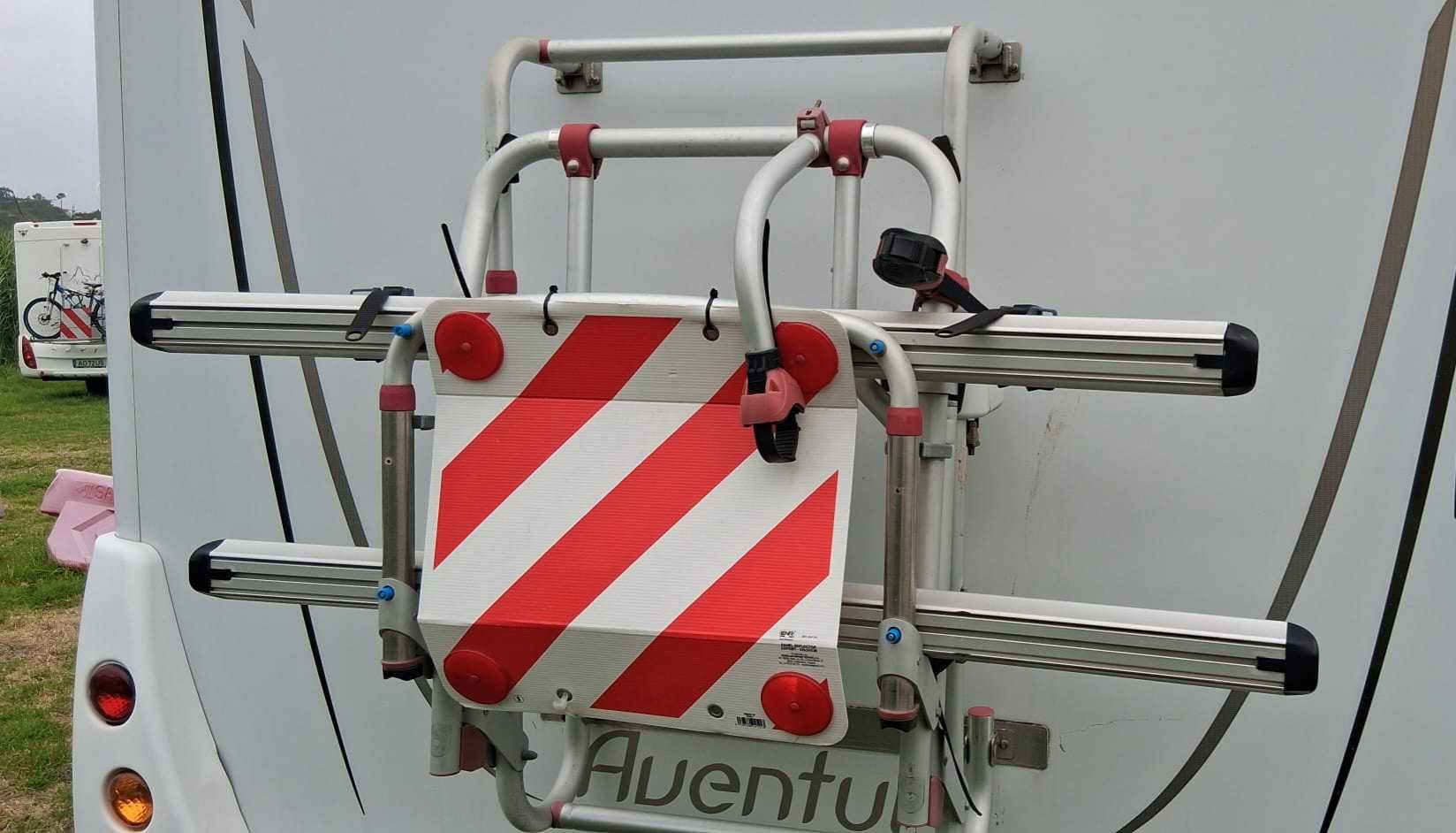 Vendo Suporte de Bicicletas para Autocaravana – 2 Bicicletas