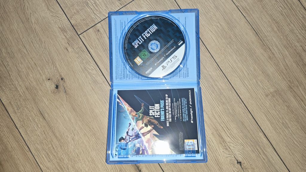 Диск Split fiction PlayStation 5