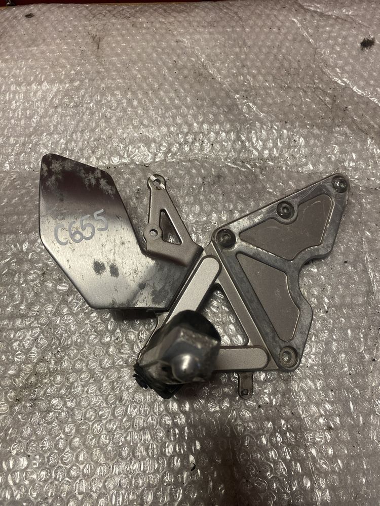 Suzuki GSF 400 Bandit set podnóżek C655