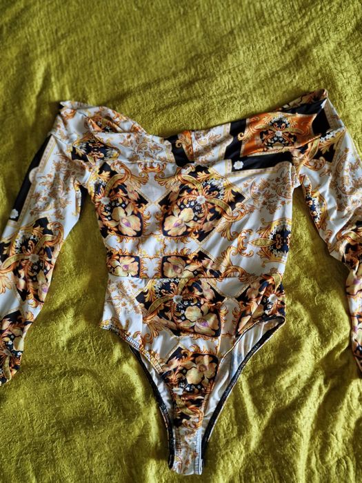 Wyjątkowe body Pretty Little Thing