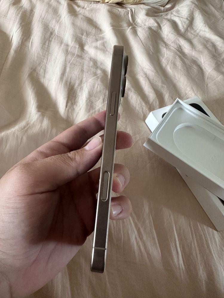 iPhone 16 Pro Max 512 сим с коробкой 100% акумулятор