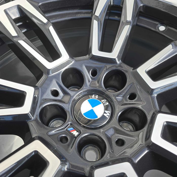 Alufelgi BMW G60 G61 MPAKIET 5X112 19'' 935M 8.5 ET29 JAK NOWE 4szt