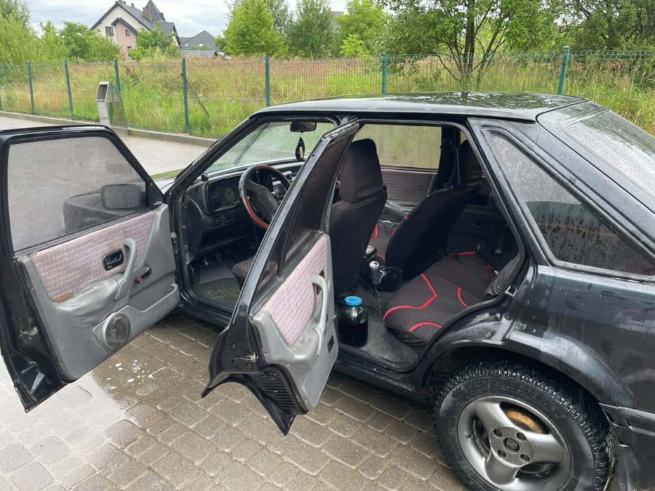 Ford eskort читайте опис!!