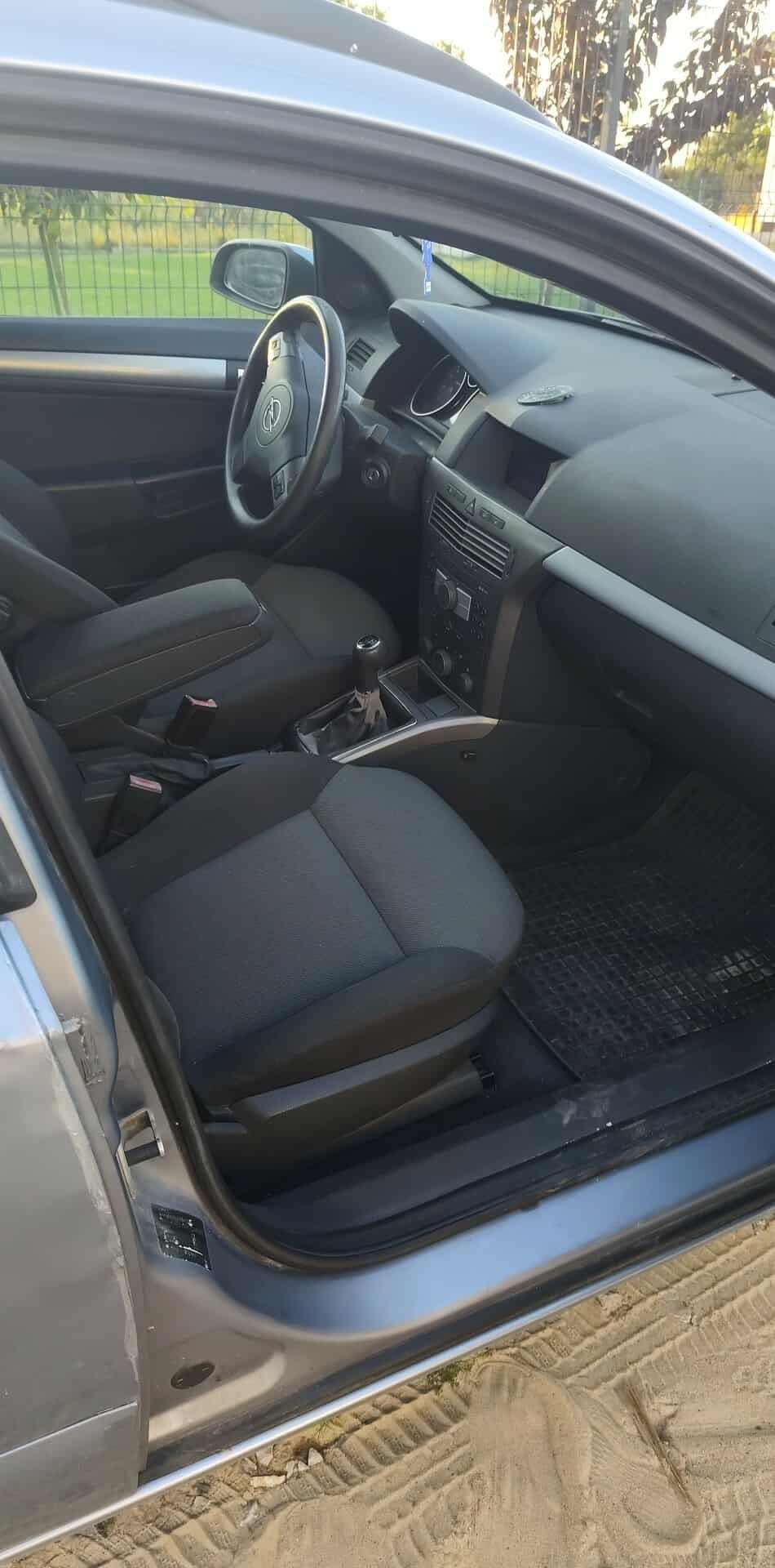 Opel Astra H Tanio ZAMIANA