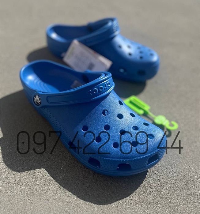 Класичні Крокси Crocs Classic Clog унісекс бежеві Crocs Classic Bone