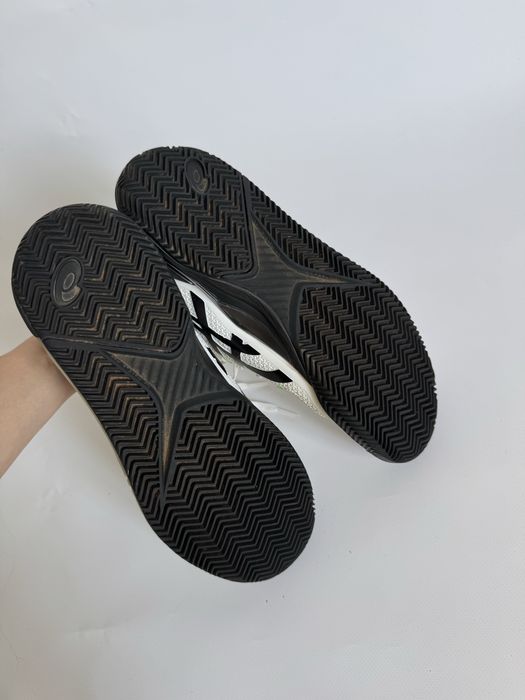 Кросівки тенісні Asics Gel Revolution 8 42EUR