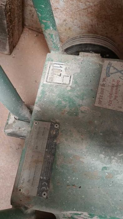 Piła jezdna do cięcia asfaltu betonu silnik Honda