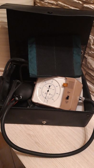 Ciśnieniomierz lekarski