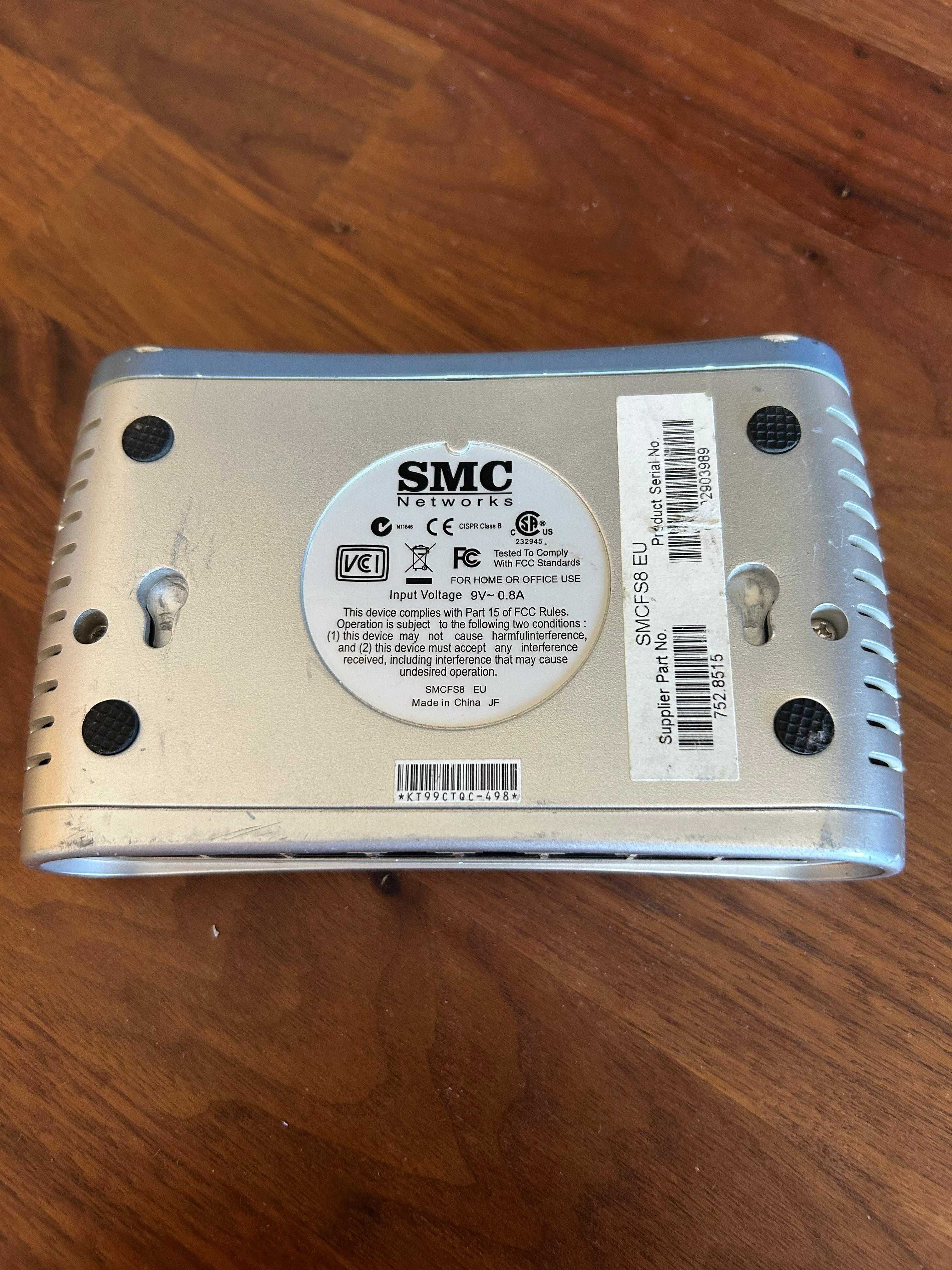 Switch SMC Networks SMCFS8 EU 10/100Mbps
