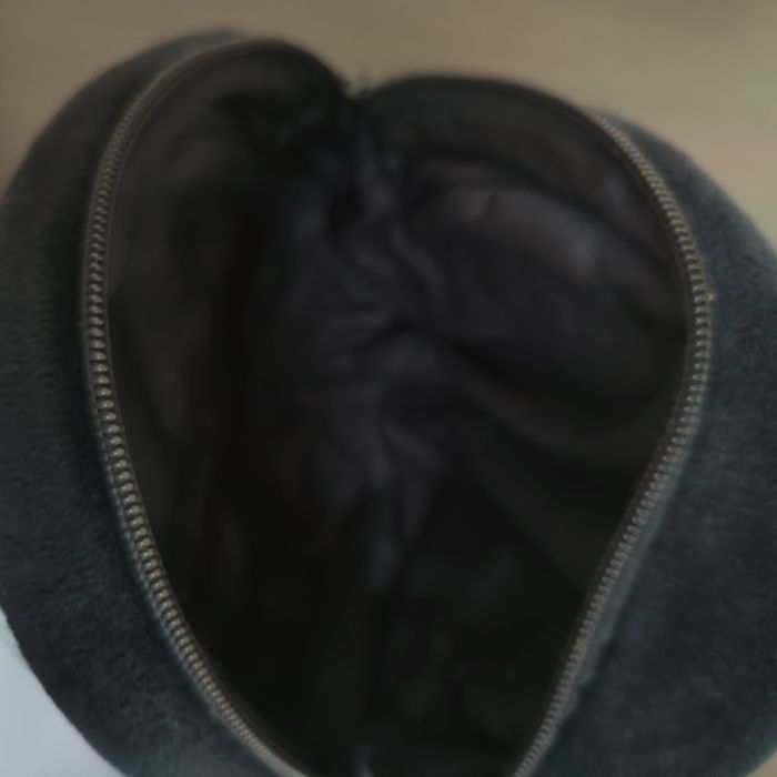 Mały, pluszowy plecak Batman dla przedszkolaka. Stan bardzo dobry.