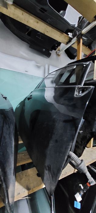 Дверь Toyota Auris e150 06-12г передняя правая аурис разборка