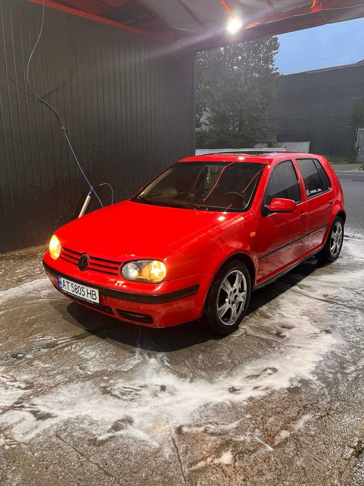 Продам Golf 4 1.4