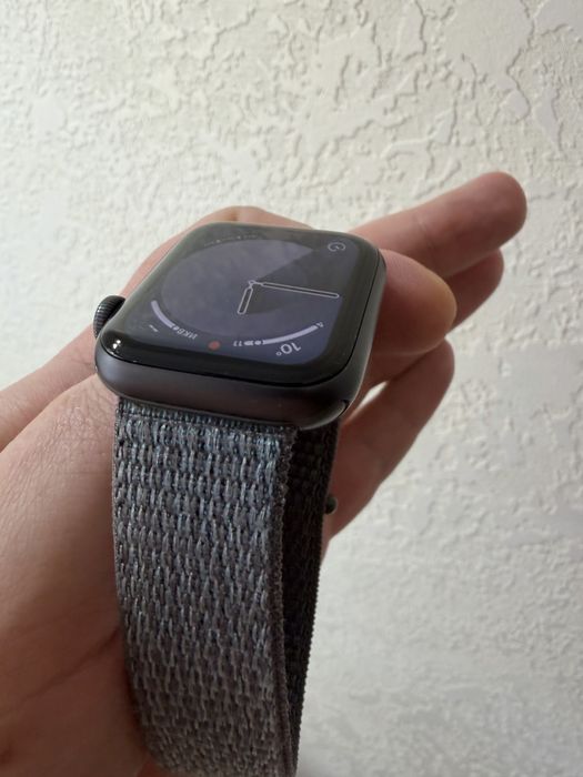 Apple Watch SE 40mm Space Gray