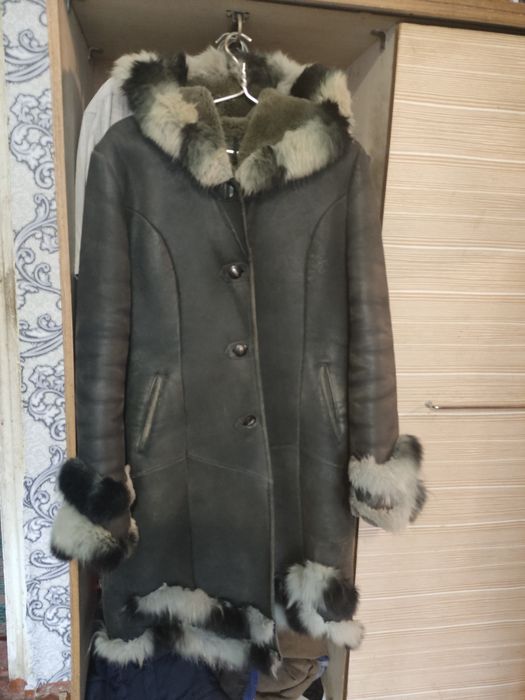 Продам натуральную женскую дублёнку