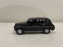 Carrinho de corda vintage