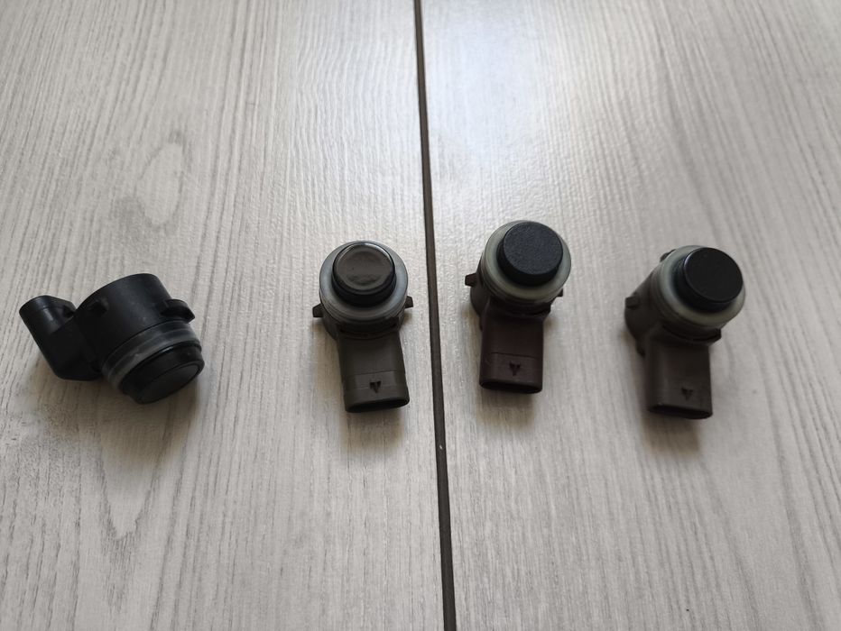 Продам парктроніки (Датчик парковки, сенсор) Tesla model S Rest