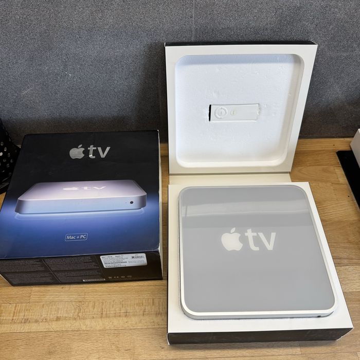 Jak nowe Apple TV 1 gen kolekcjonerskie vintage