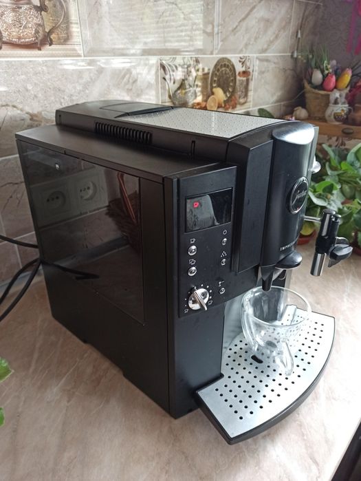 Кофемашина Jura Impressa E10 из Германии