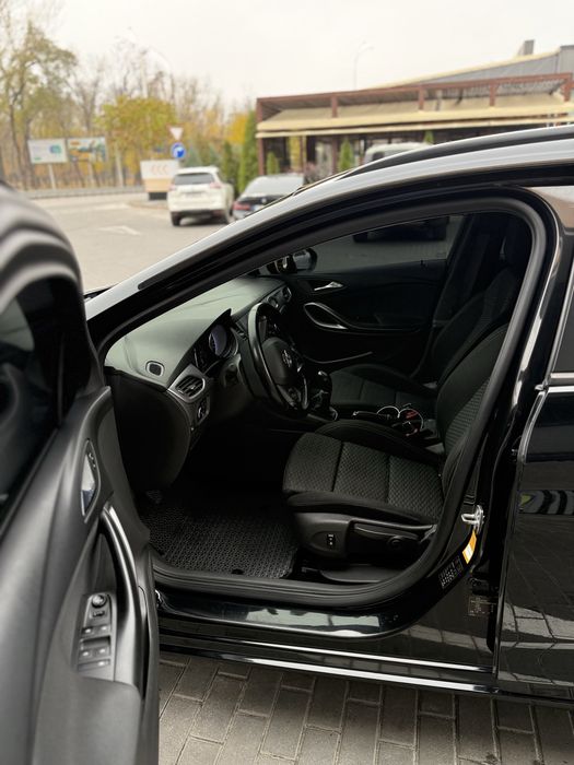 Продам Opel Astra K 2017 1.6disel ideal