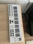 Arturia KeyLab 49 Essential WH Klawiatura sterująca