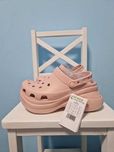 Женские кроксы сабо crocs classic bae clog powder розовые оригинал