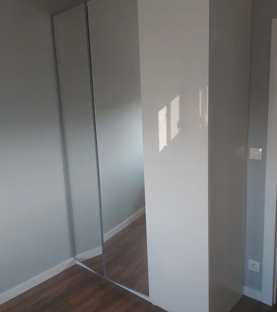 Szafa Ikea Pax Hasvik 3 drzwiowa z Lustrami plus Biały Połysk