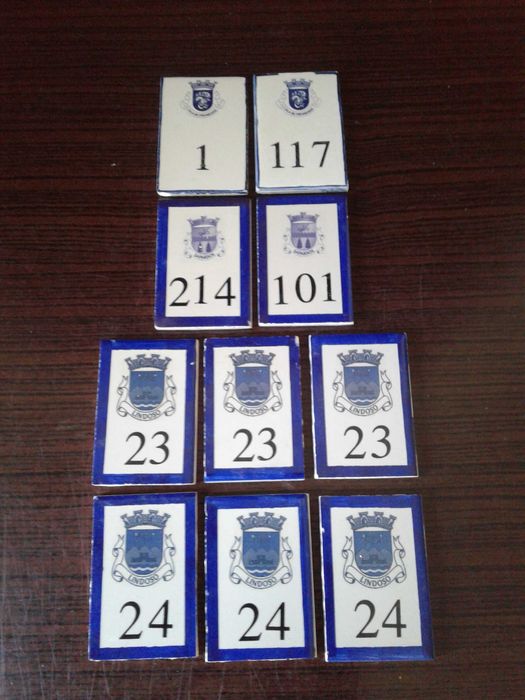 Placas de identificação de túmulo com brasão heráldico, NOVAS!