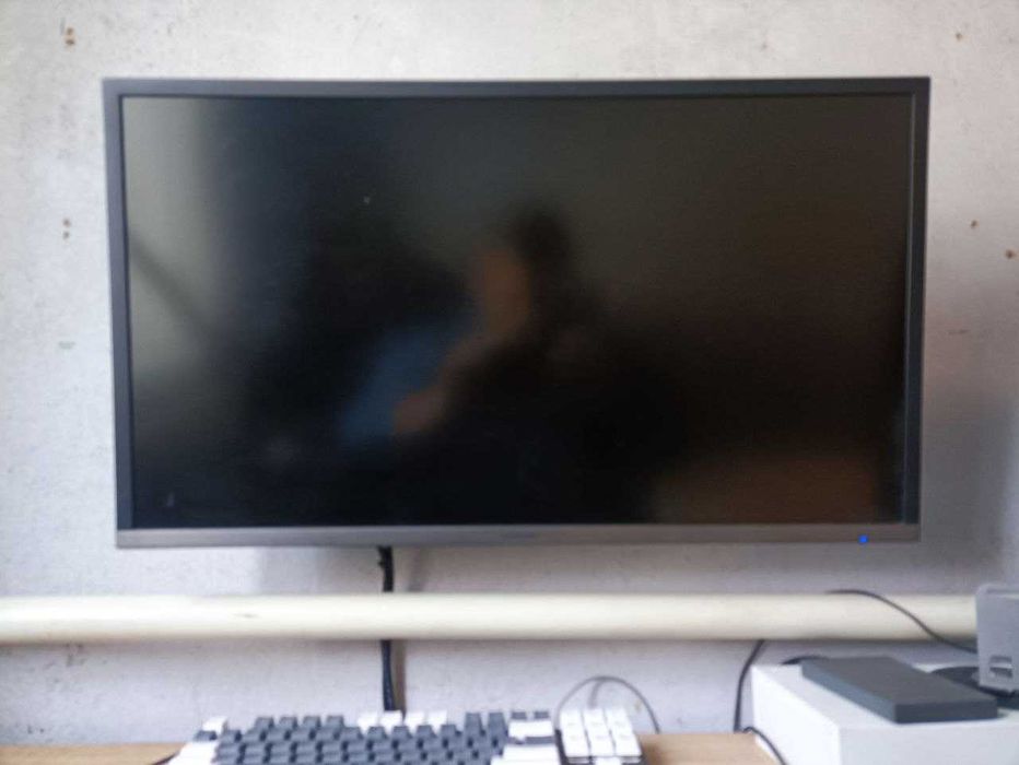 Монитор Samsung U28H750UQI