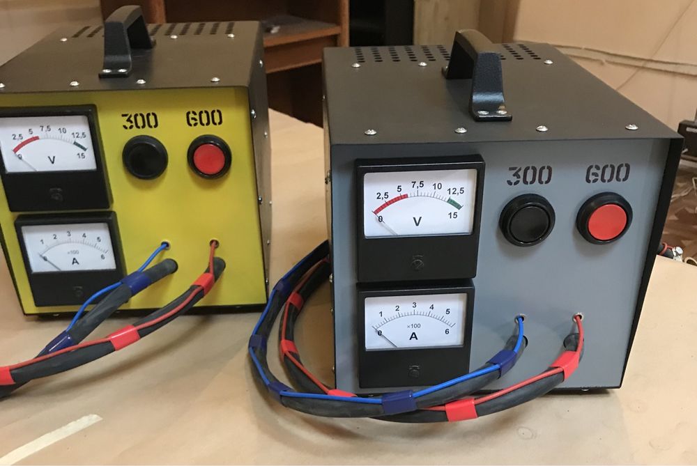 Нагрузочная вилка 300/600 А для проверки 12 В АКБ