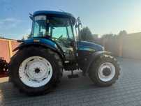 New Holland TD80D, TUZ wraz z pługiem - fotel pneumatyczny