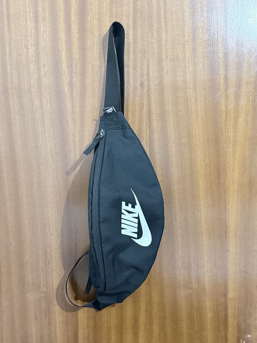 Pochete Nike como nova