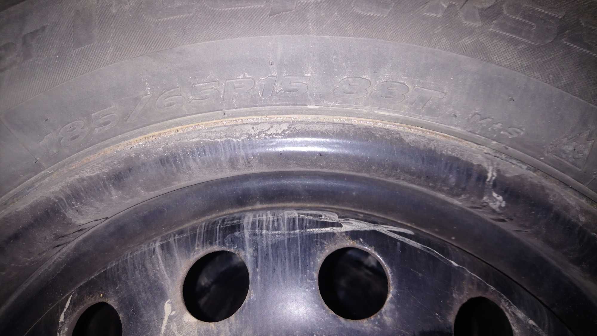 Koła KIA Stonic felgi stalowe z oponami zimowymi 15" 185/65/R15 88T MS