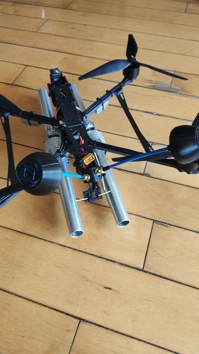 Дрон з трубами квадрокоптер FPV для ППО
Ціна вказана за базовий варіан
