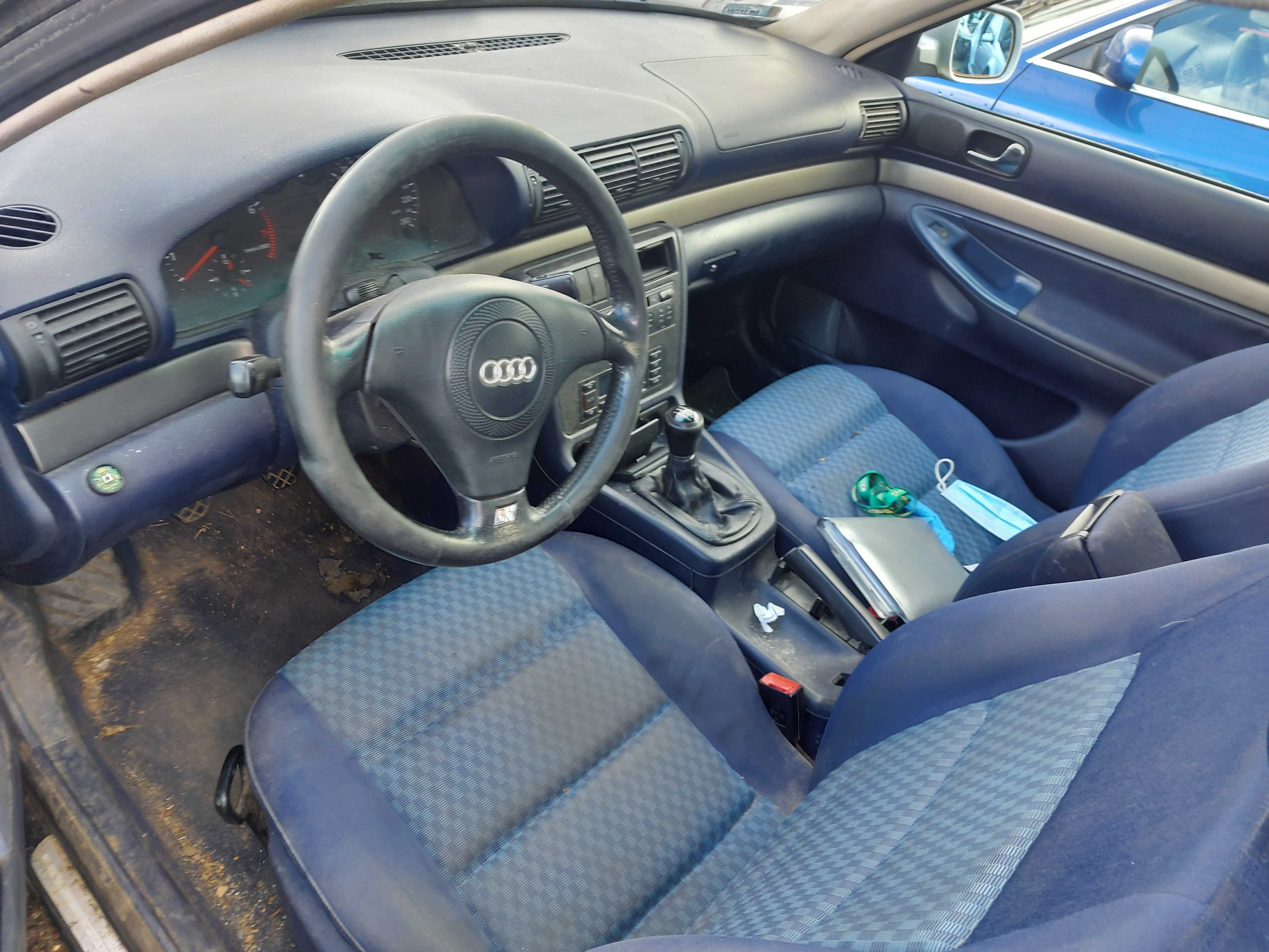 Audi A4 B5 wszystkie części LY7M FV transport/dostawa
