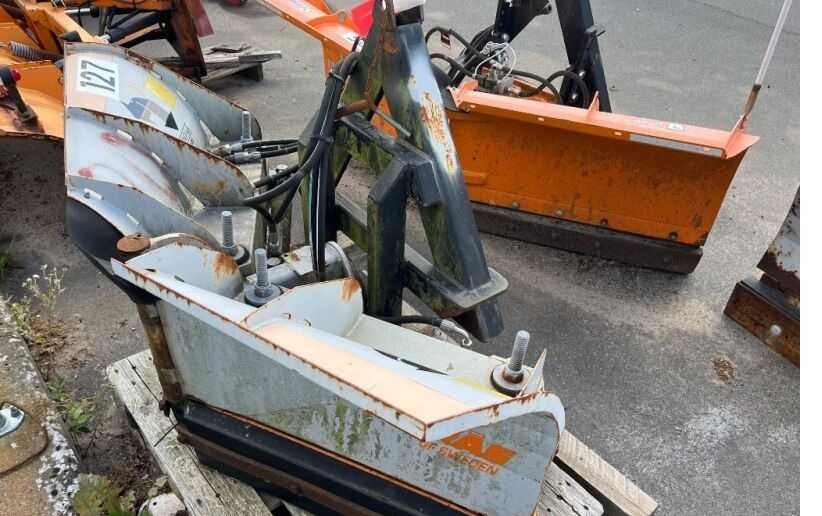 Pług do śniegu Fjaras Schmidt regulowany odśnieżny V hydrauliczny