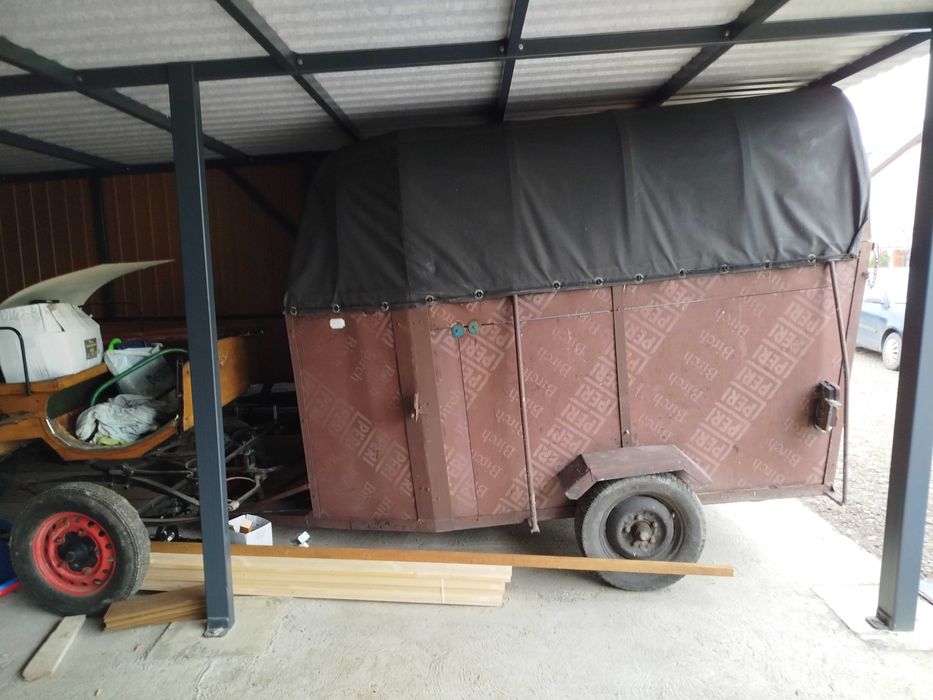 Sprzedam przyczepę do przewozu zwierząt