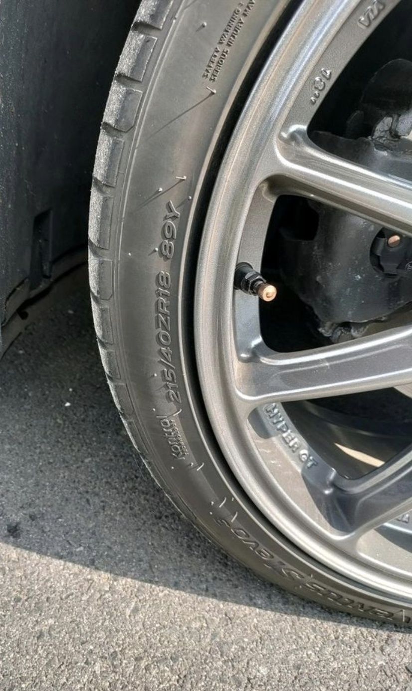 Unikat w necie OZ Hyper GT HLT 5x100 8j ET35 + 215/40/18 hankook letni