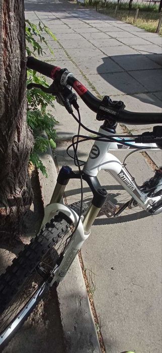 Велосипед Commencal